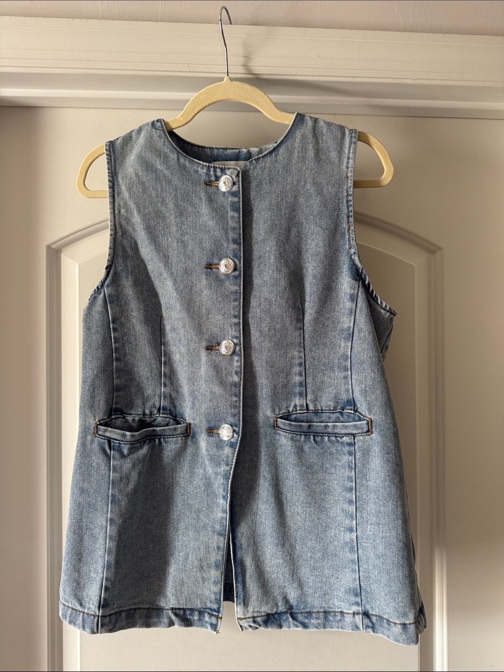 Vigoss Light Blue Denim Button-Front Vest